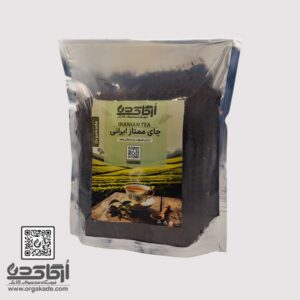 یک فنجان چای ایرانی طبیعی با رنگ طلایی، مقایسه چای ایرانی اصیل و چای اسانس‌دار در طعم و خواص سلامتی